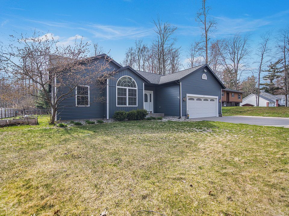 6375 Henry St, Muskegon, MI 49441 Zillow