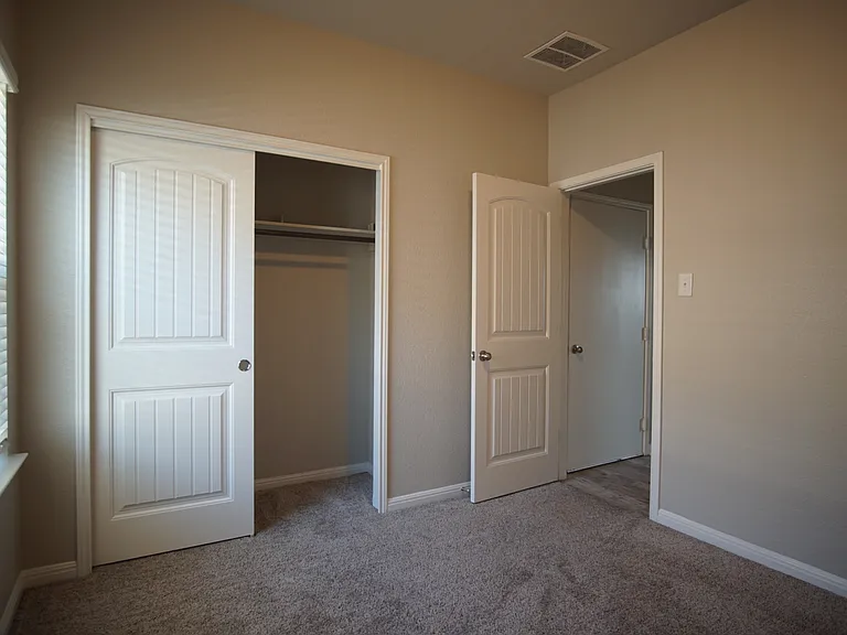 2901 Bridekirk Dr — Photo 8