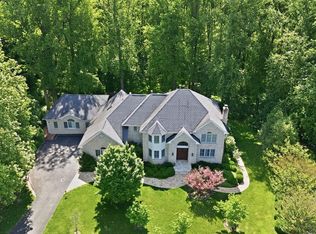9703 Mill Race Estates Dr, Vienna, VA 22182