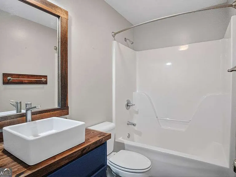 354 E Creek Bnd — Photo 29