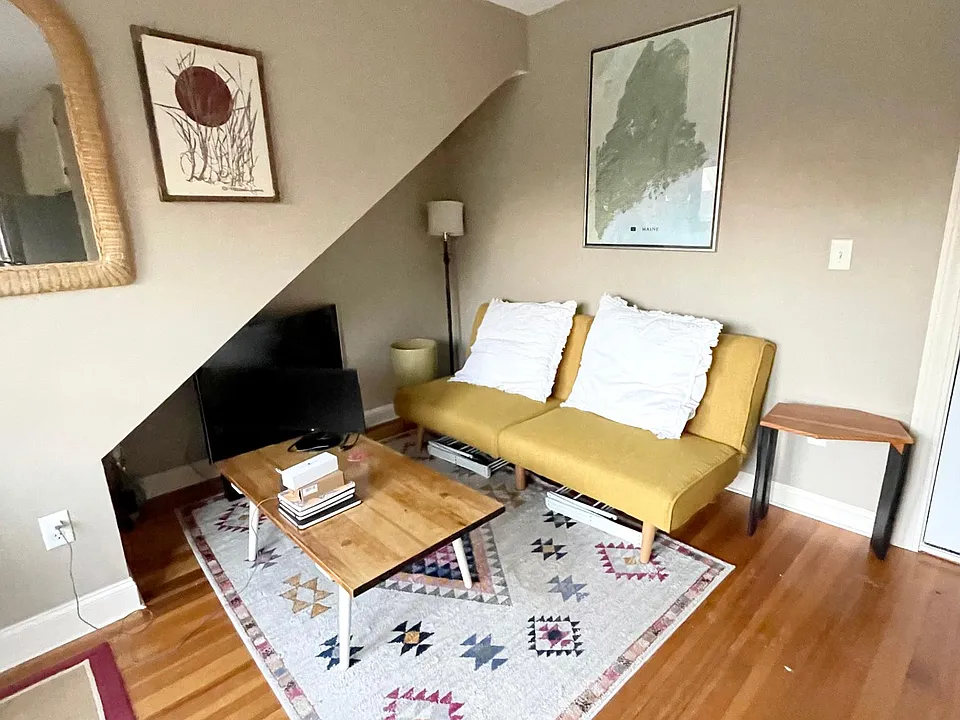 116 Emery St #3R