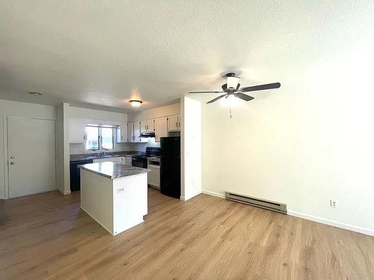 1230 Stetson Rd #10 — Photo 4