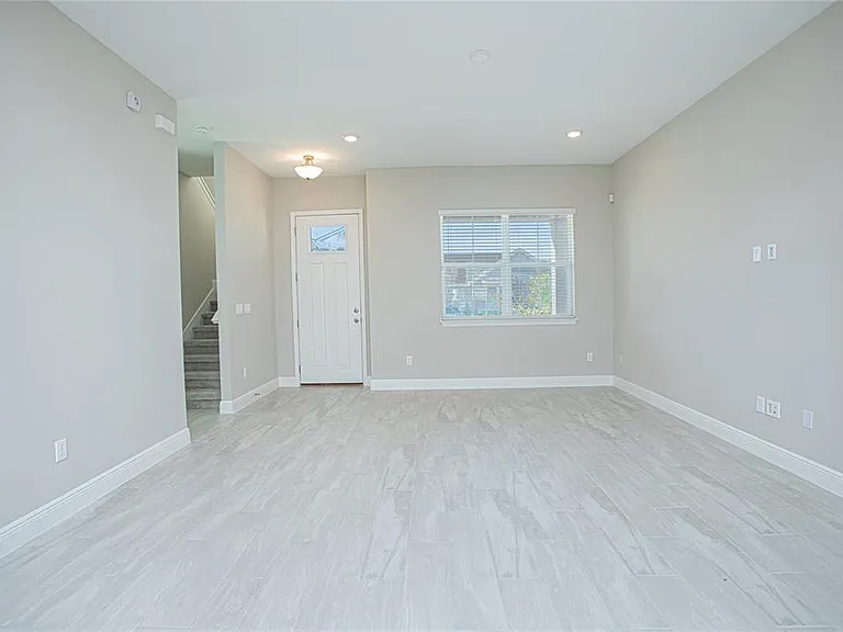 6533 Rover Way — Photo 18
