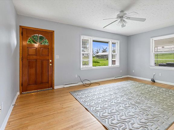 2nd image of 706 Auburn Ave #U