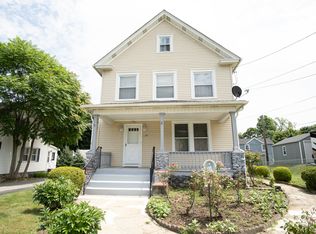 25 Beaver Brook Rd, Danbury, CT 06810