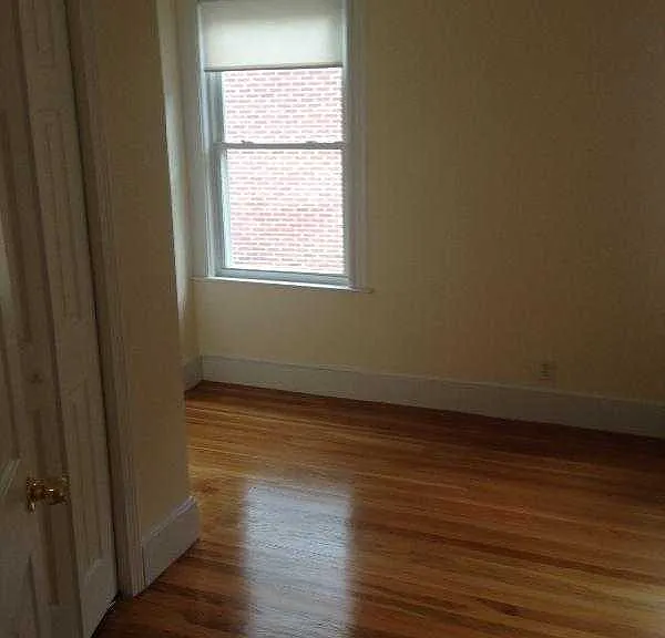 Algonquin Rd — Photo 2