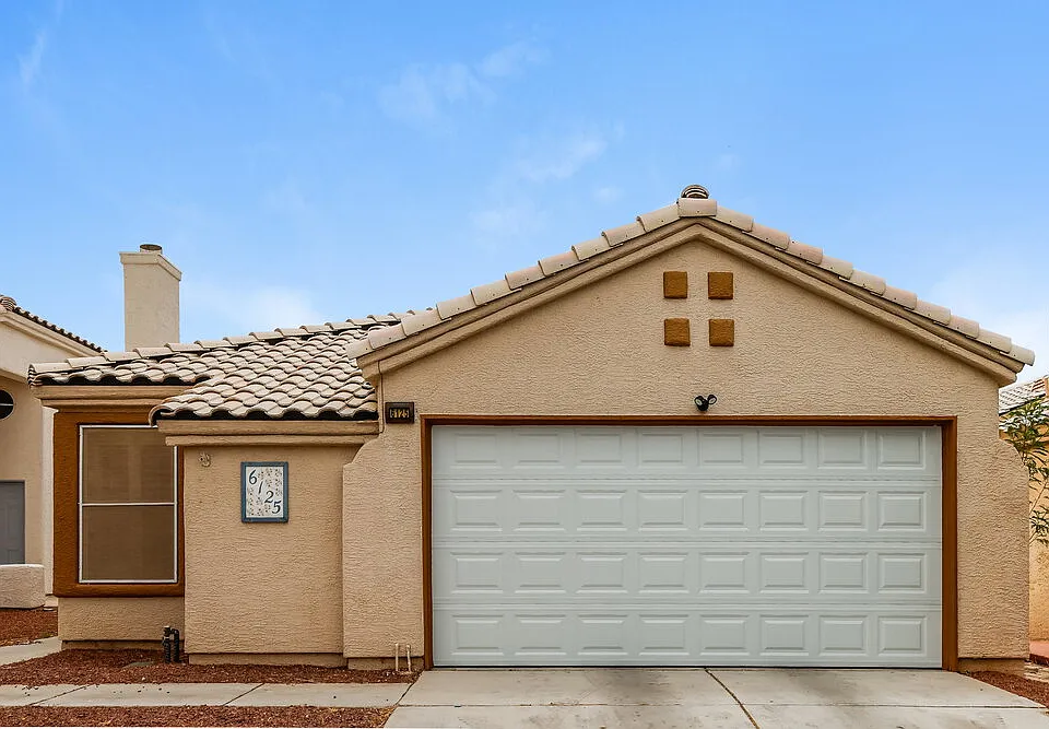6125 Wild Berry Dr
