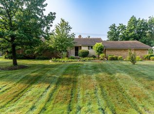 28750 Lorikay St, Farmington Hills, MI 48334
