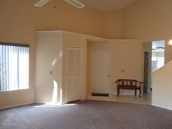3rd image of 731 White Pine Ave