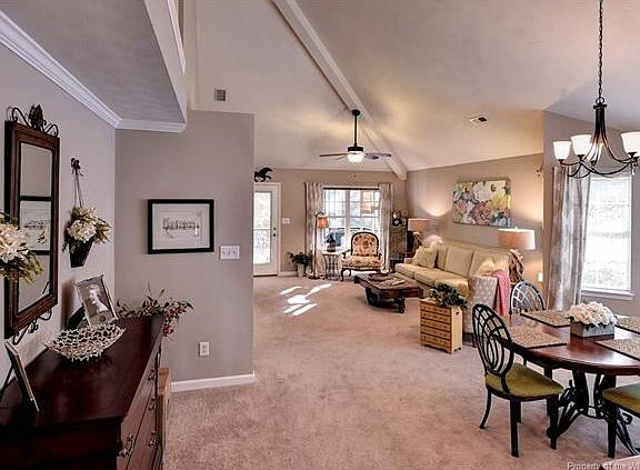 5th image of 104 Wingate Dr