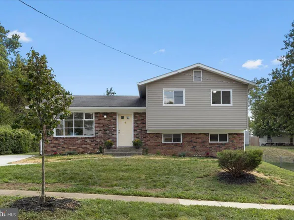 5512 Chloe Dr, Oxon Hill, MD 20745