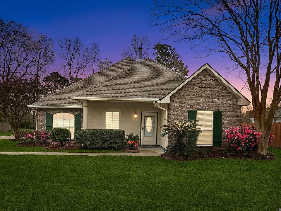 1st image of 27020 Gaylord Rd