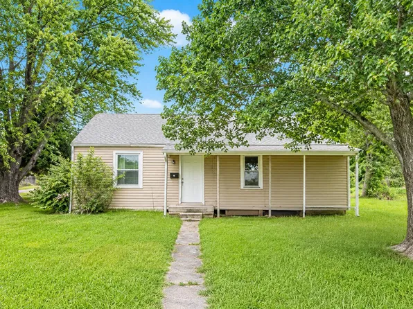 116 Montgomery Street, Greenfield, MO 65661
