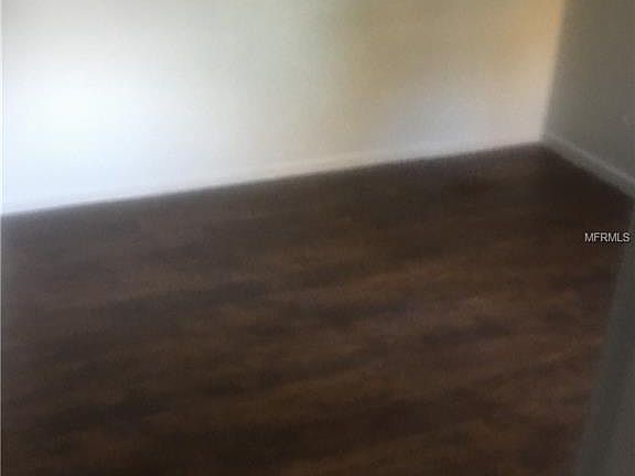 5th image of 415 SE Avenue J