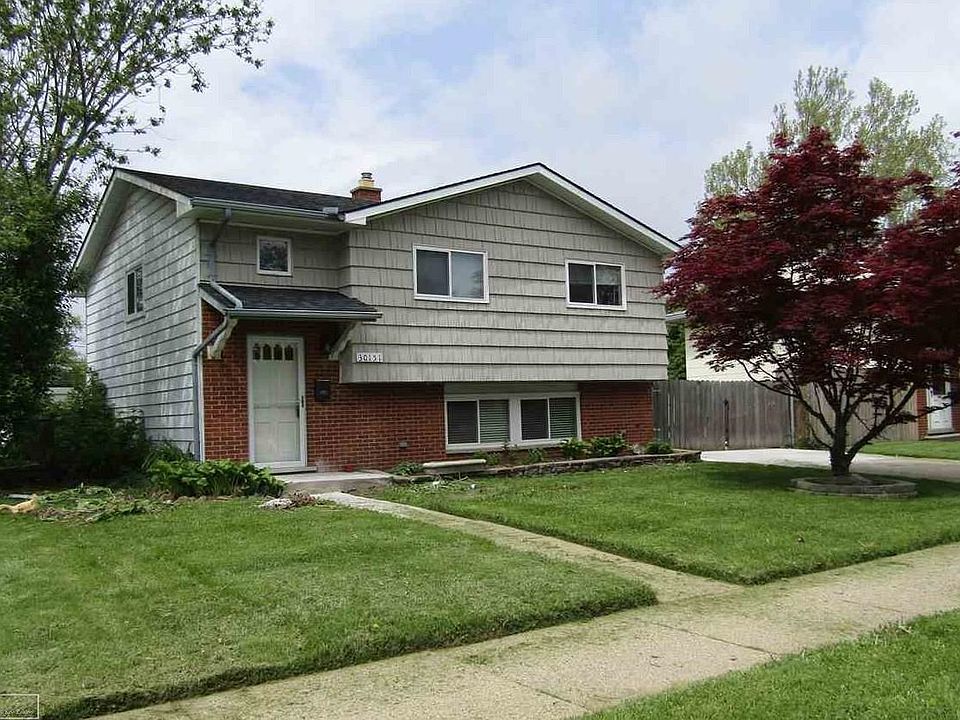 1st image of 30151 Dolphin St