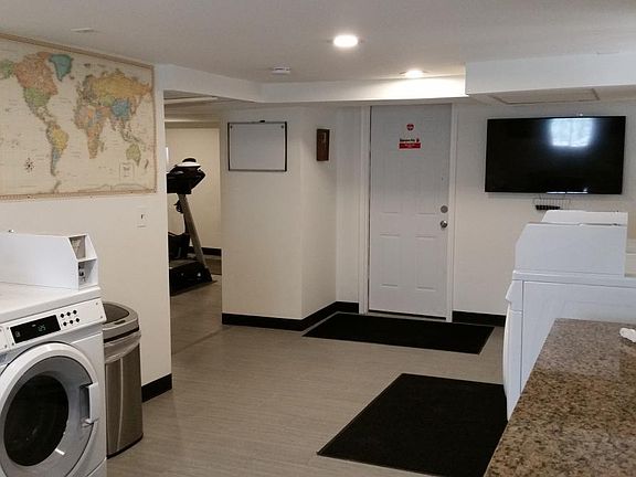 2nd image of 6136 Delmar Blvd APT 201