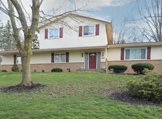 531 Stonybrook Ln, Canfield, OH