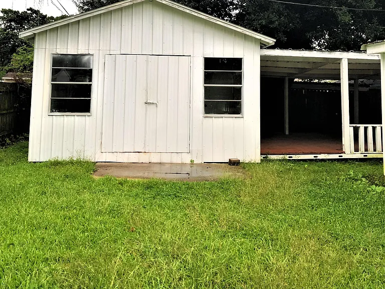 113 Charlene Dr — Photo 21