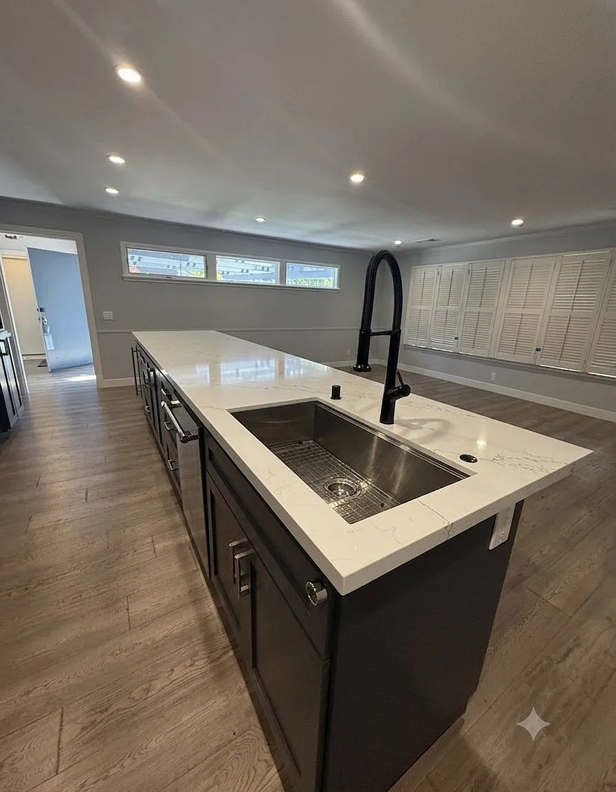 4 bed, 2516 sqft, $14,500 — Photo 4