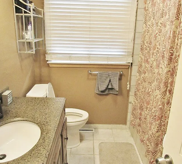 1809 Ivy Ln — Photo 11