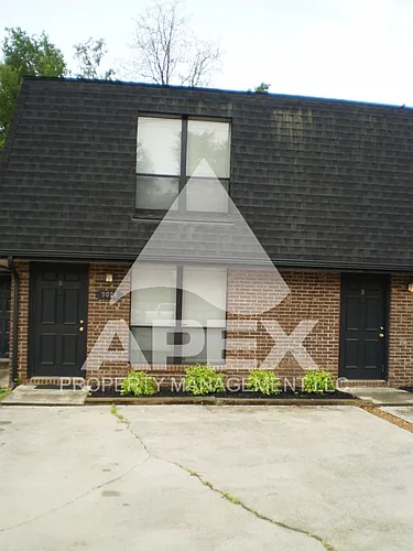 9024 Countryside Ln Photo 1