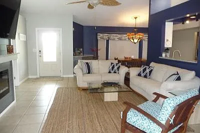 422 Avocado Ave — Photo 18