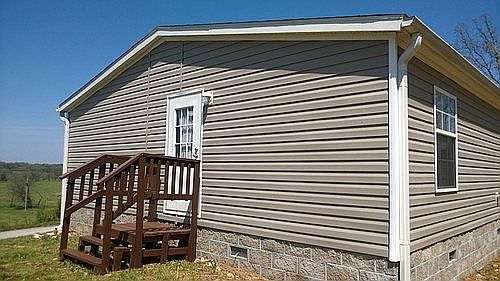1st image of 20376 Fullerton Dr