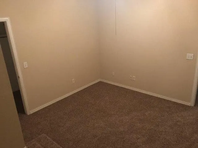 327 Regal Dr — Photo 22