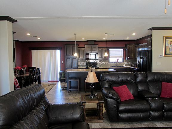 3rd image of 103 Abby Ln