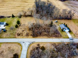 10996 Westmoor Dr, Cement City, MI