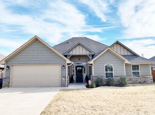 720 Redvine Rd, Yukon, OK 73099