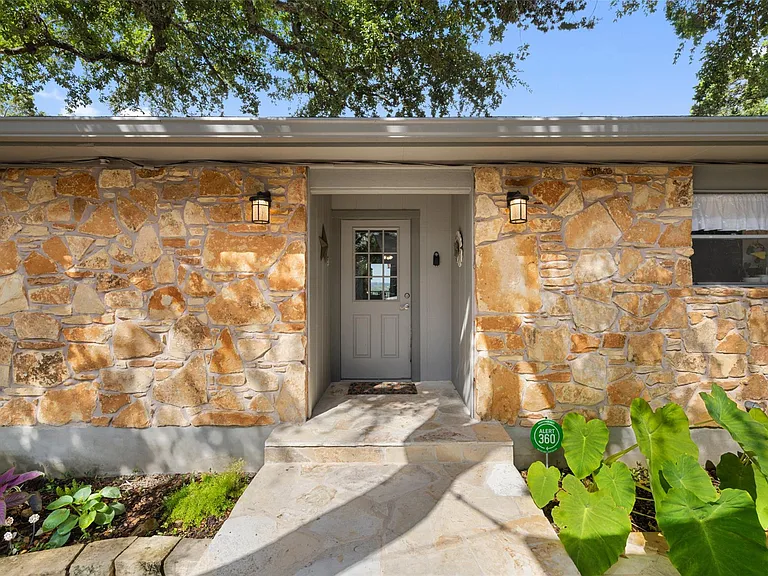 2918 Thurman Rd — Photo 6