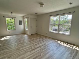 4031 White Oak Rd, Merriam Woods Village, MO 65740