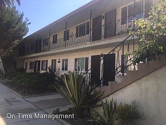 2nd image of 601 Olive Ave APT I