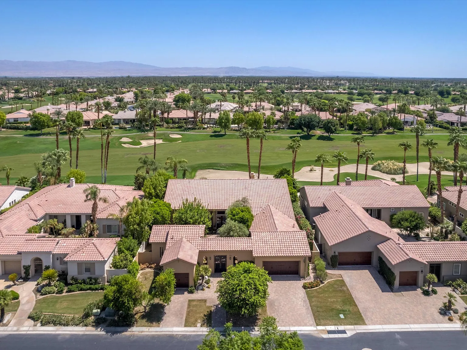 81125 Golf View Dr — Photo 2