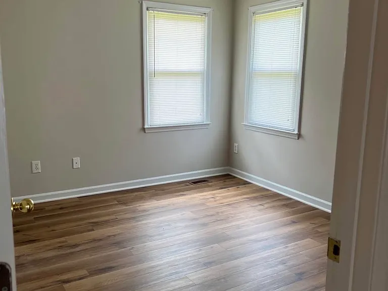 5611 Cornwallis Rd — Photo 7