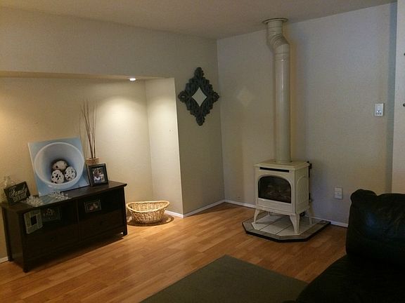 4th image of 1112 Ethridge Ave NE