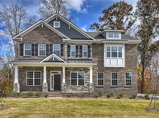 9053 Cornflower Dr, Harrisburg, NC 28075