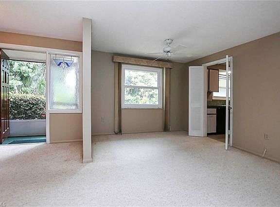 3rd image of 9225 Belding Dr