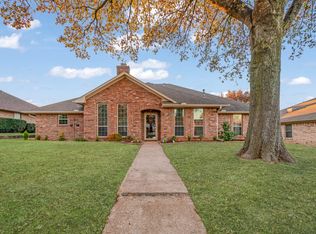 925 Medalist St, Paris, TX 75460