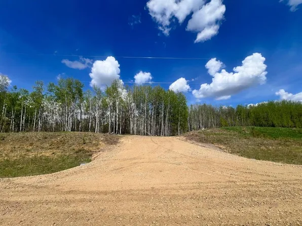 2620445;1; Four, Athabasca, AB T9S 2B1