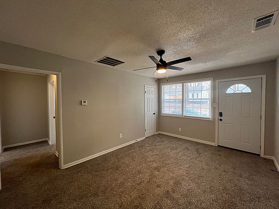 4th image of 3049 Waynoka Ave #3049