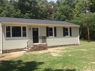 5652 Cartersville Rd, Powhatan, VA 23139