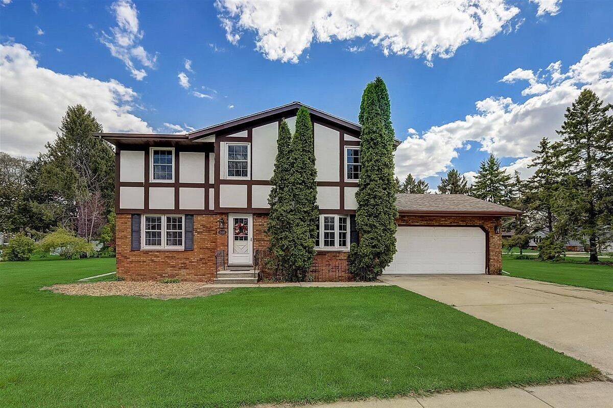 368 Victory St, Juneau, WI 53039 Zillow