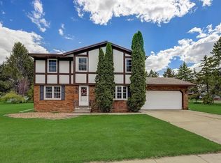 368 Victory St, Juneau, WI 53039