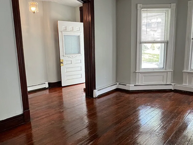 1053 Park Ave — Photo 5
