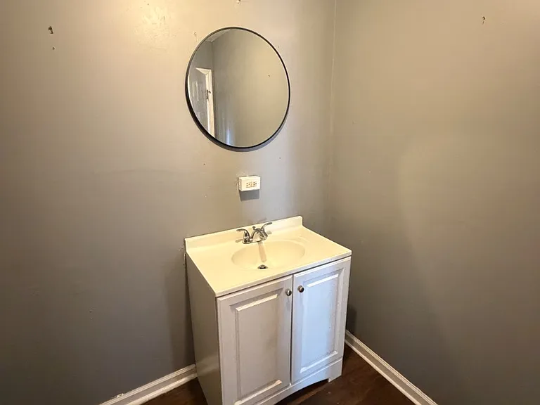 Unit Photo