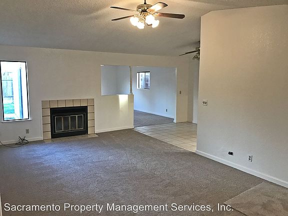 4th image of 15 Don Merlino Ct