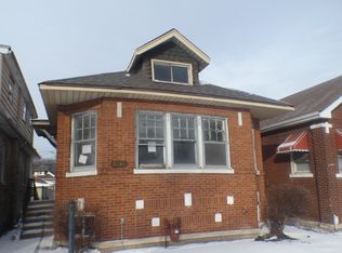 8740 S Kingston Ave, Chicago, IL 60617