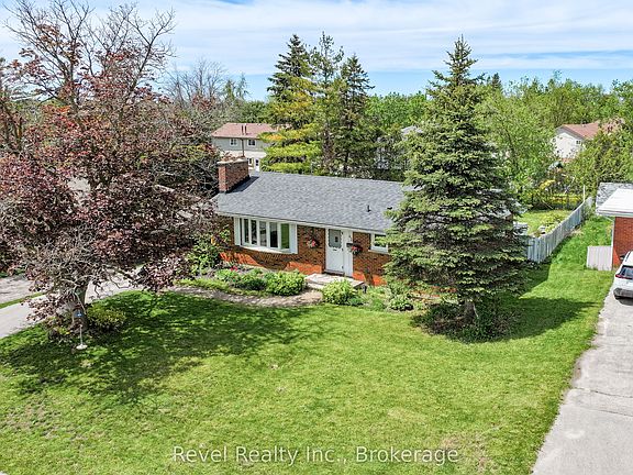 5th image of 42 Kawartha Dr